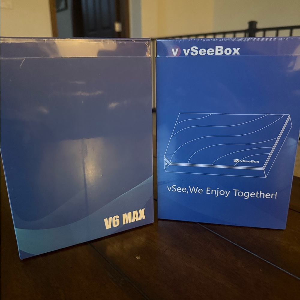 vSeeBox V6 Max Blue Streaming Box Set